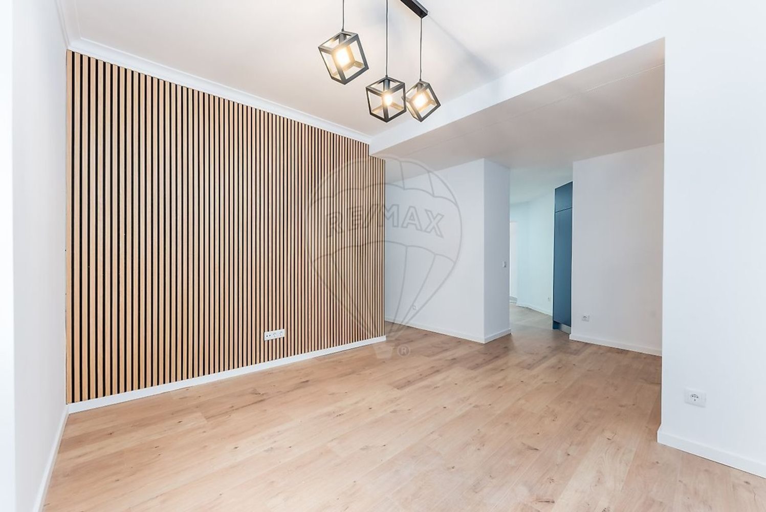 3 bedrooms Apartment in Amadora, Portugal No. 294398