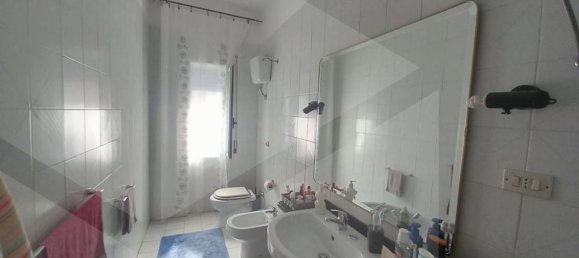 3 rooms Apartment in Vico del Gargano, Italy No. 17530 11