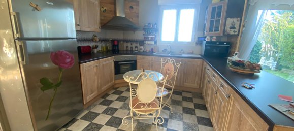 3 bedrooms House in Montreuil-sur-Therain, France No. 48770 3