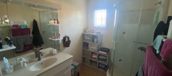 3 bedrooms House in Montreuil-sur-Therain, France No. 48770 6