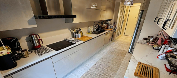 Apartment 3+1 in Istanbul, Turkey No. 24140 5