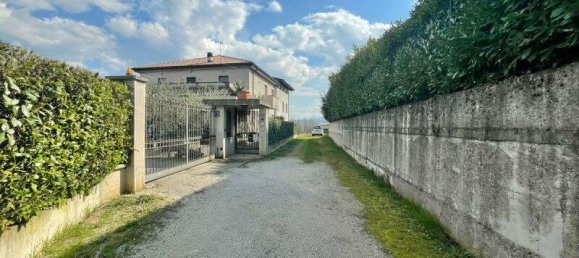 3 bedrooms House in Sora, Italy No. 55802 2