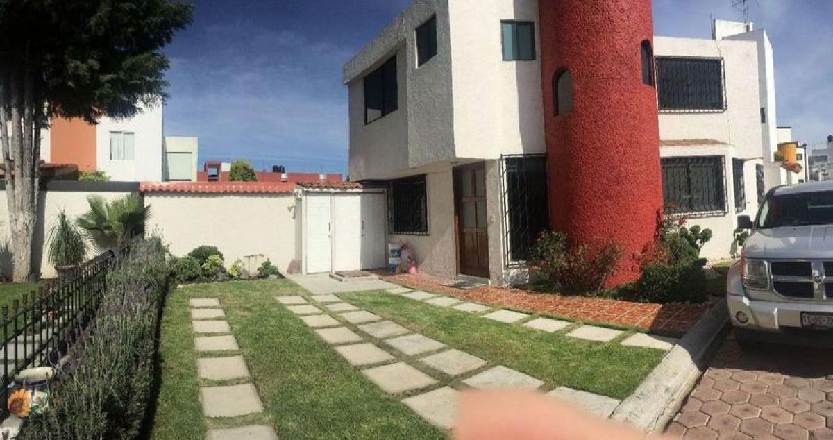 3 bedrooms House in Puebla, Mexico No. 188706
