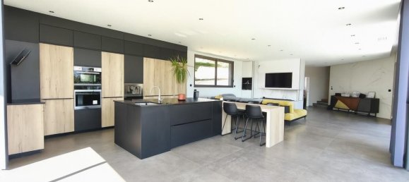 5 bedrooms Villa in Nimes, France No. 297911 6