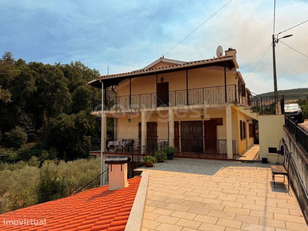 7 غرف نوم منزل في Torre de Moncorvo, Portugal رقم 275471