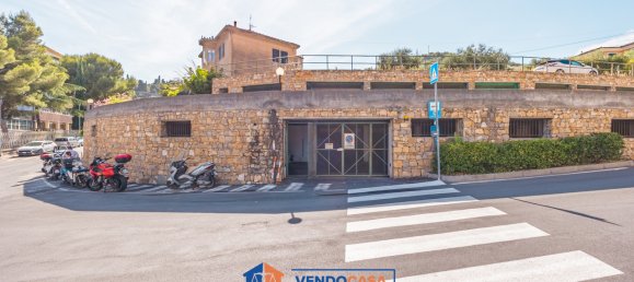 1 room Garage in Imperia, Italy No. 265091 3