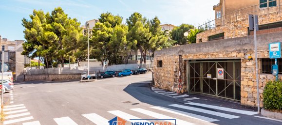 1 room Garage in Imperia, Italy No. 265091 4