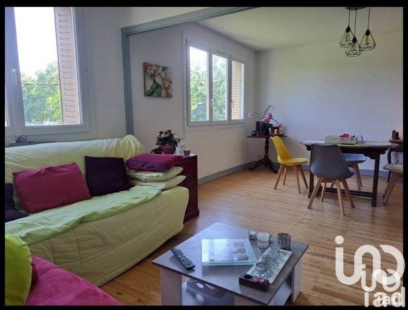 Квартира с 2 спальнями в Клермон-Ферран, Франция № 198303