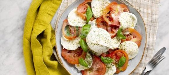 2 rooms Commercial property in Milan, Italy No. 247292 2