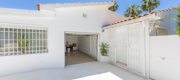 5 bedrooms Villa in Marbella, Spain No. 135020 33