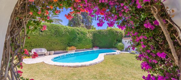 5 bedrooms Villa in Marbella, Spain No. 135020 23