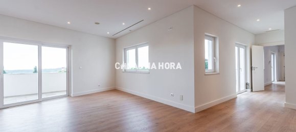 4 bedrooms Villa in Casal de Cambra, Portugal No. 163966 7