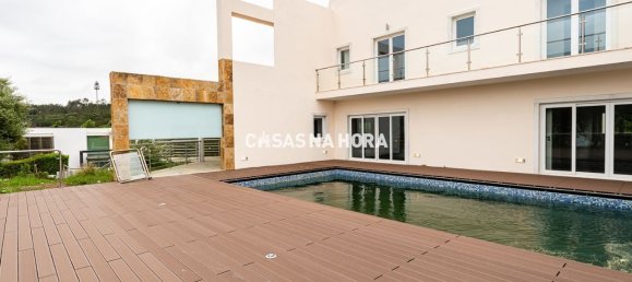 4 bedrooms Villa in Casal de Cambra, Portugal No. 163966 3