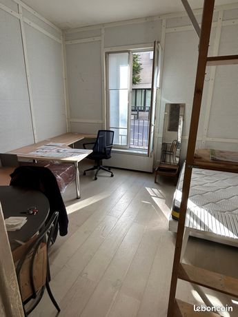 1 bedroom Apartment in Paris, France No. 309921