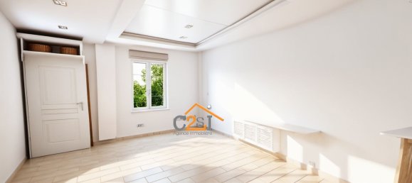 2 bedrooms House in Tours, France No. 244047 5