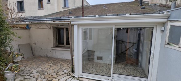 2 bedrooms House in Tours, France No. 244047 2