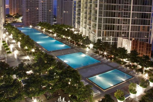 2 غرف نوم عقار تجاري في Miami, الولايات المتحدة رقم 613458