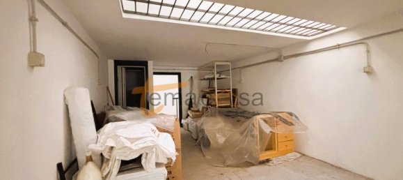 Entrepôt à Rome, Italy 90m² No. 281499 2