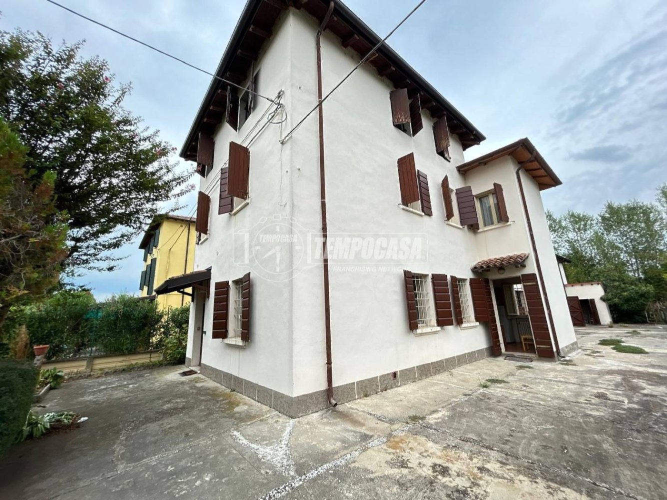 3 bedrooms House in San Felice sul Panaro, Italy No. 332976