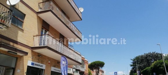 Квартира с 2 спальнями в Рим, Италия № 154667 6