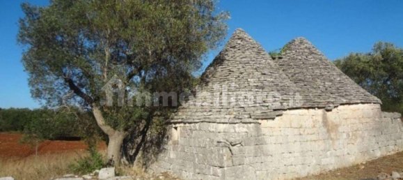 Квартира с 3 комнатами в Альберобелло, Италия № 141491 25