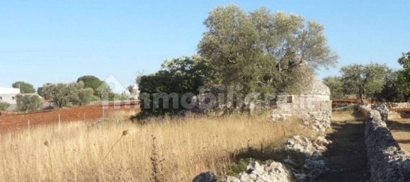 Квартира с 3 комнатами в Альберобелло, Италия № 141491 5