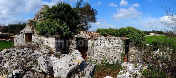 Квартира с 3 комнатами в Альберобелло, Италия № 141491 22