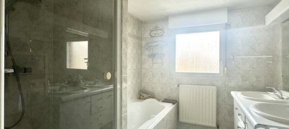 3 chambres Villa à Wasquehal, France No. 49403 8