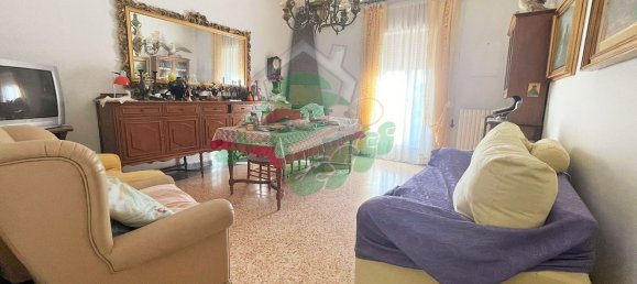 4 rooms Apartment in Foggia, Italy No. 199071 7