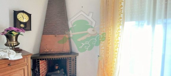 4 rooms Apartment in Foggia, Italy No. 199071 9