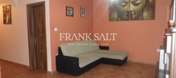 3 bedrooms Maisonette in Zabbar, Malta No. 1706 13