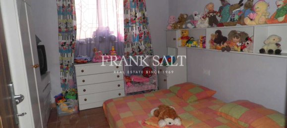 3 bedrooms Maisonette in Zabbar, Malta No. 1706 7