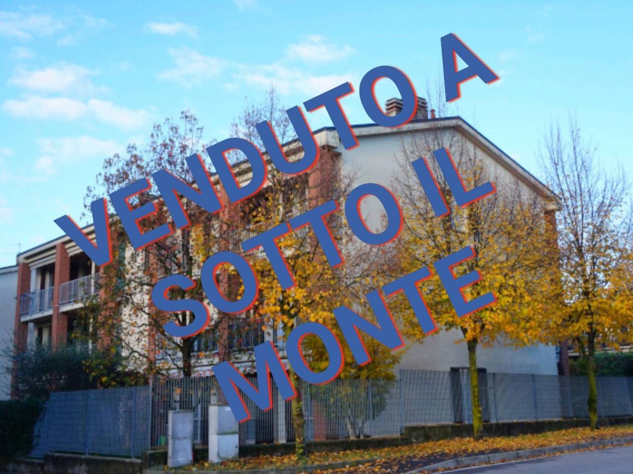 4 rooms Apartment in Sotto il Monte Giovanni XXIII, Italy No. 140711