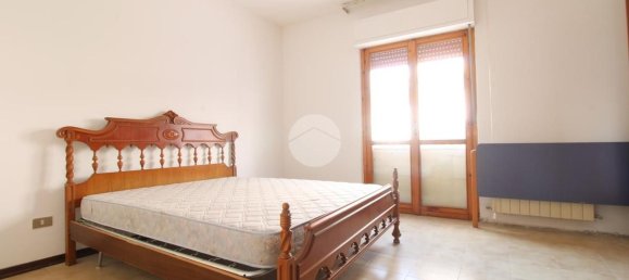 4 rooms Apartment in Teramo, Italy No. 209363 3