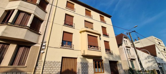 Apartamento de 4 dormitorios en Dijon, France No. 55900 13