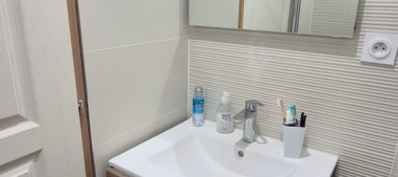 Apartamento de 4 dormitorios en Dijon, France No. 55900 6