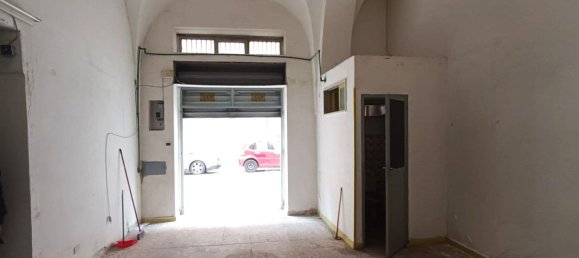 Garage in Foggia, Italy 66m², Nr. 104730 3