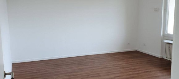 2 rooms Apartment in Neuss, Germany No. 293083 3