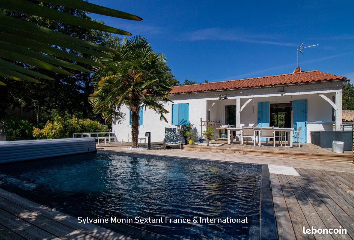 5 bedrooms Castles in Dordogne, France No. 335899