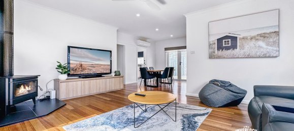 3 bedrooms House in Inverloch, Australia No. 852 9