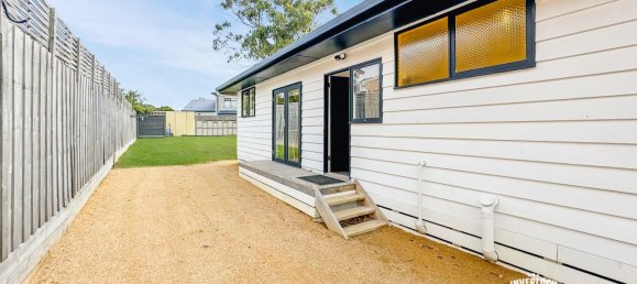 3 bedrooms House in Inverloch, Australia No. 852 24