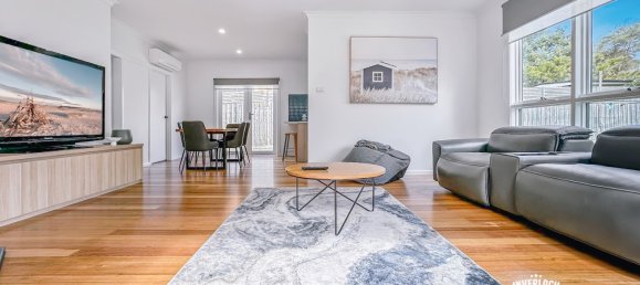 3 bedrooms House in Inverloch, Australia No. 852 4