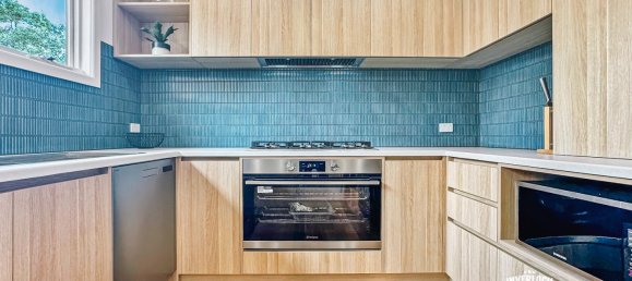 3 bedrooms House in Inverloch, Australia No. 852 6