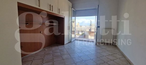 3 rooms Apartment in Albenga, Italy No. 129787 4