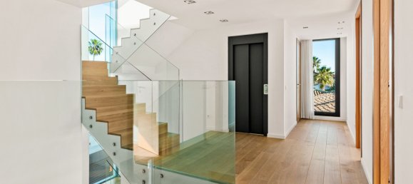 6 bedrooms House in Marbella, Spain No. 95288 14