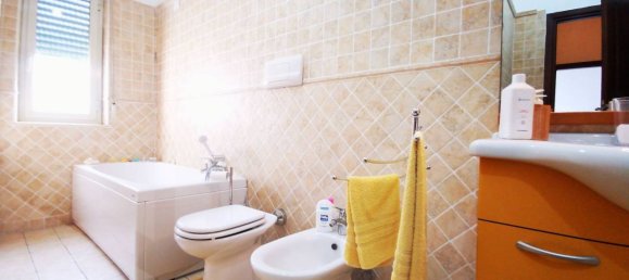 3 rooms Apartment in Messina, Italy No. 27950 27