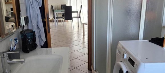 Apartamento de 3 dormitorios en Cinisello Balsamo, Italy No. 358019 27