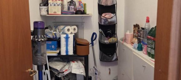 Apartamento de 3 dormitorios en Cinisello Balsamo, Italy No. 358019 24