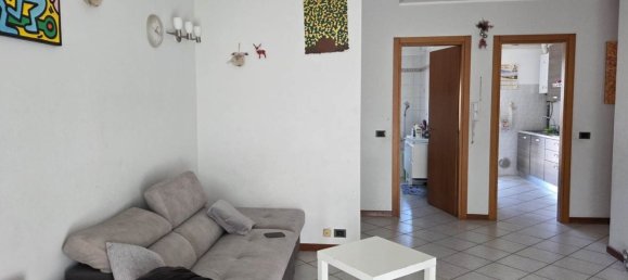 Apartamento de 3 dormitorios en Cinisello Balsamo, Italy No. 358019 5