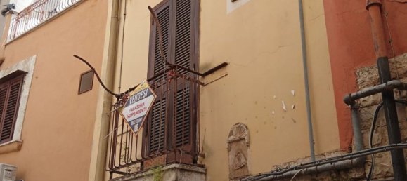 60m² Building in Barletta, Italy No. 144949 3